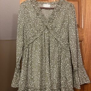 Green and white dress M from loveriche